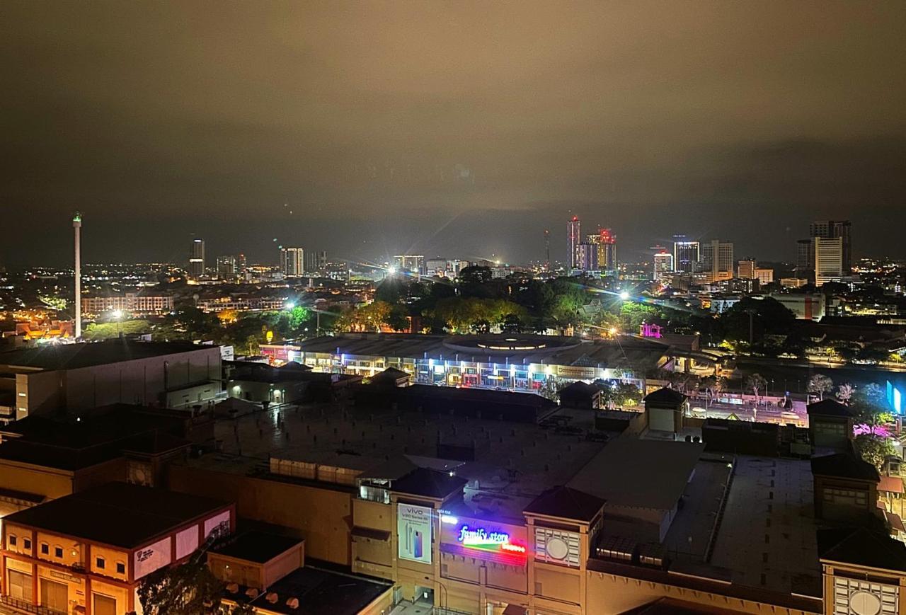 Amadel Residence 爱媄德民宿 16 Malacca Екстер'єр фото